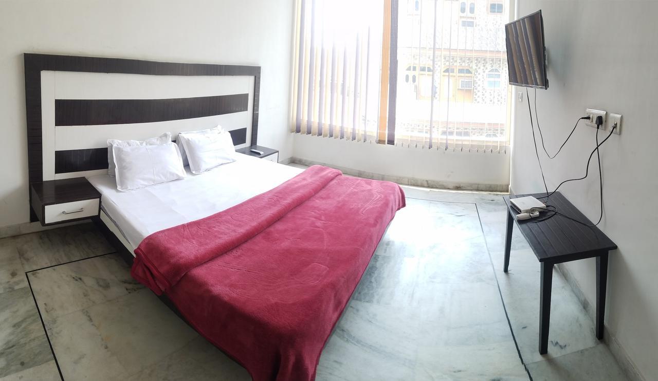 Time Square Guest House Jalandhar Exterior photo