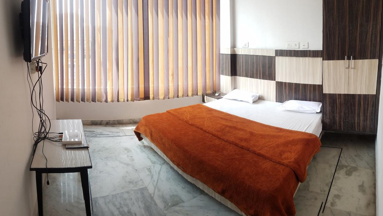 Time Square Guest House Jalandhar Exterior photo