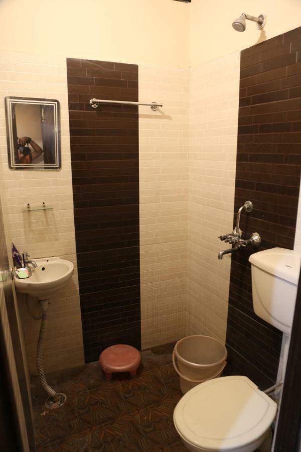 Time Square Guest House Jalandhar Exterior photo