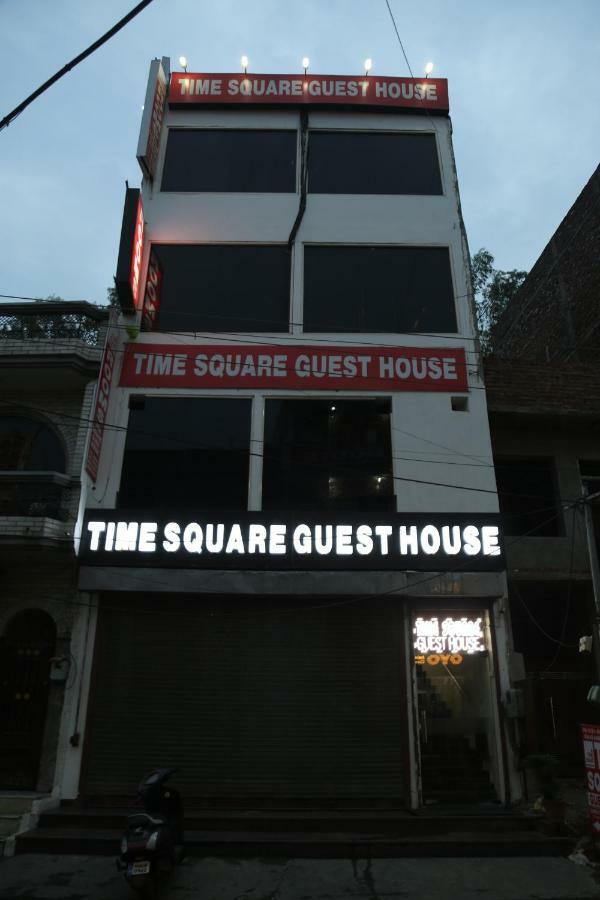 Time Square Guest House Jalandhar Exterior photo